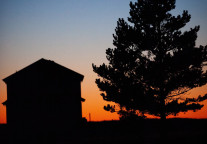 四川旅投创新挂牌转让四川旅投古镇66%股权