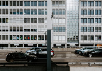 新华联2019年营收119.88亿，预计今年一季度最高亏损3.5亿