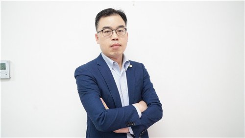 大呈金服副总裁蓝小林.jpg