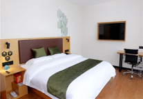 格林豪泰邢台市广宗开发区邢清路智选酒店，旅途良伴