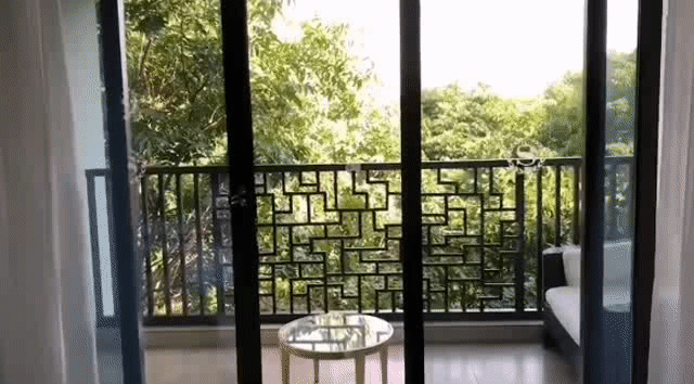 (三)西溪天堂杭州西溪喜来登度假大酒店客房阳台.gif (三)西溪天堂杭州西溪喜来登度假大酒店客房阳台.gif