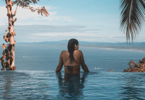 苦苦挣扎182天 旅游业2020年中总结