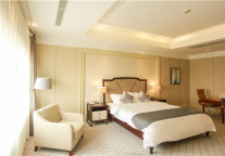 来魔都游玩，就选格林东方上海虹桥机场火车站动物园地铁站店！