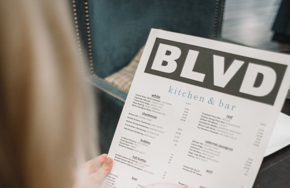 阿里美团“掐架”，对旅游服务业带来何种启示？