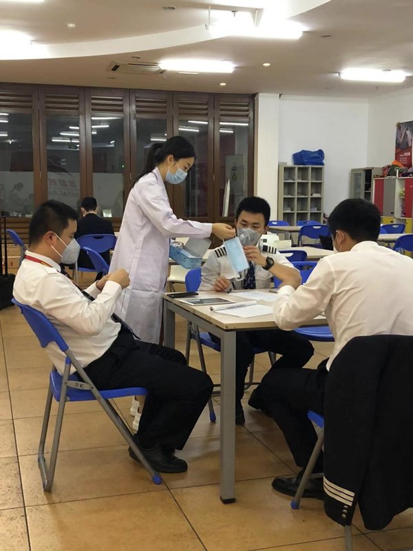 航医坚守岗位防控疫情 航医坚守岗位防控疫情