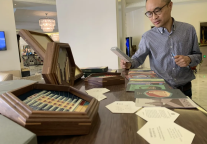 花开花落张爱玲 · 点亮“心”都城