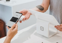 3000家电竞酒店：追风之后，会不会一地鸡毛？