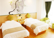 青皮树合肥肥东县禹洲中央广场酒店：分隔城市热闹，静享自然清新