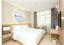 中端酒店切出“非全标”新蛋糕，千峋4倍速开业刷新行业认知