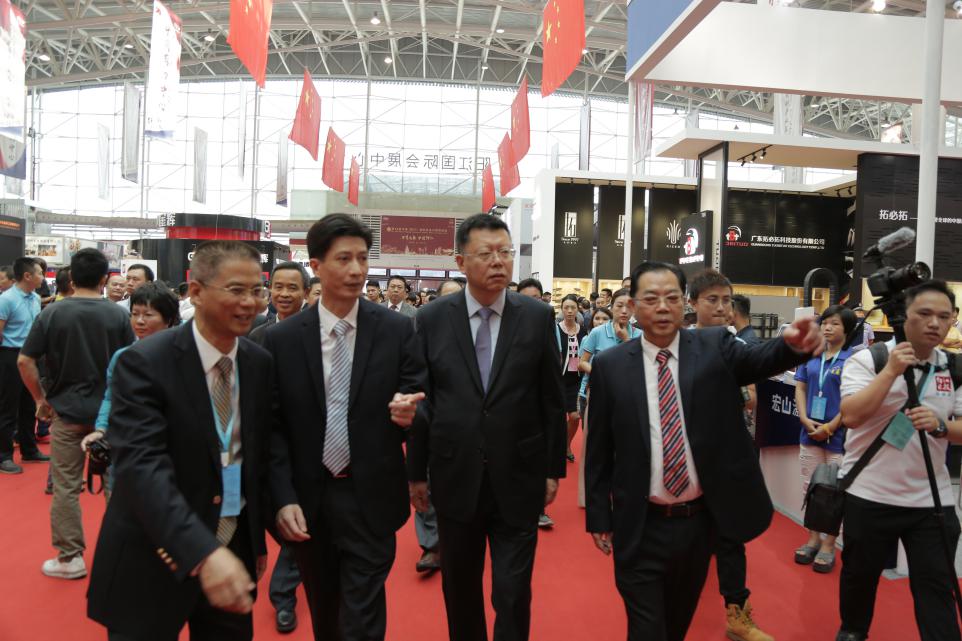 第18届中国(阳江)国际五金刀剪博览会今日开幕 第18届中国(阳江)国际五金刀剪博览会今日开幕
