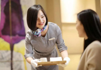 重磅 | 麗枫酒店启用“麗管家”， 率先践行智能化服务