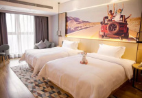 速8精选推荐 | 想和大熊猫同眠共枕吗?