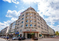 秋游安排起来！锦江之星带你走进“童话镇”