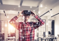 2020年终盘点③｜“黑天鹅”后的你还想着“租桌子”？速看这三个品牌的运营“心法”