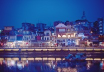 12月30日起，大连圣亚海洋世界室内场馆暂停开放