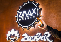 酿造自由，为欢聚干杯!ZMAX旗下精酿餐吧又有新「啤」上架