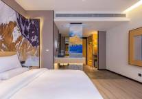 途客中国酒店凭借优秀的发展模式及品牌赋能，助力投资人抢占蓝海市场