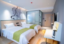 青皮树巢湖市耳街向阳路都市乐符广场酒店|年轻时尚 自然简约