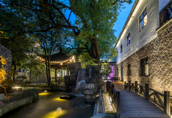 杭州殿影国庆传播稿件 - 行业906.png