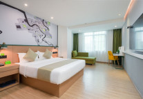 住青皮树海南省海口市椰海大道酒店，置身城市绿洲