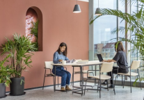 集成商业与办公优势，梦想加虹桥中骏广场空间助力企业健康发展