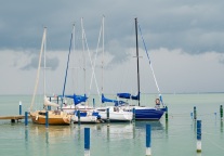 新智认知拟转让新绎游船100%股权 作价13.7亿元