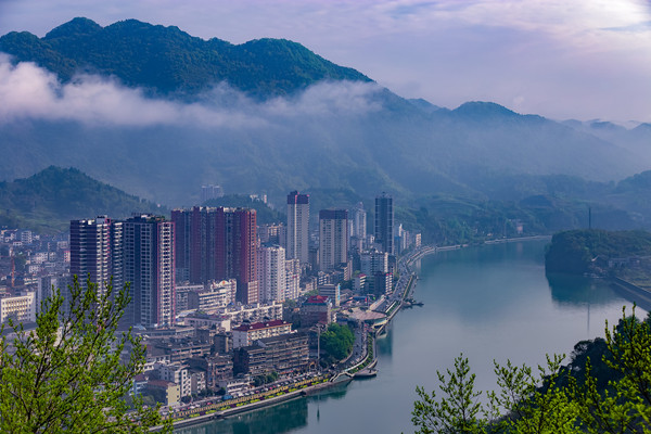 摄图网_501069050_banner_湖北省宜昌长阳(企业商用).jpg