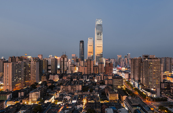 摄图网_501572135_banner_黄昏的长沙中心城区(企业商用).jpg