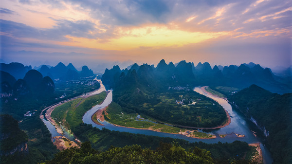 摄图网_500669787_广西阳朔大面山日出全景(企业商用).jpg