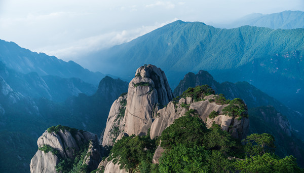 摄图网_501621146_安徽黄山(企业商用).jpg