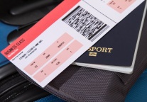 外交部长王毅：中国将推出国际旅行健康证明