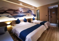 出游正佳时，来格菲无锡惠山区玉祁工业园镇中路酒店吧