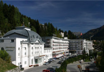 华住携手融创文旅创合资公司 以传奇品牌施柏阁加速高端酒店布局