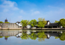 来格雅嘉兴市南湖店，打卡中共“一大”会址