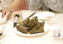 书香酒店明星产品：2021年第一锅胥城奥灶大肉粽已出炉