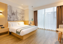 来这家贝壳酒店，无忧开启小城之旅