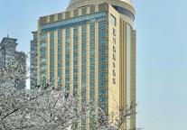 “红海变蓝海”？酒店存量市场争夺战｜资本论第11期