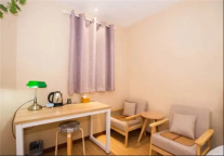 易佰酒店系易佰良品酒店长沙县星沙公园世界之窗店，邀您探寻星城之美