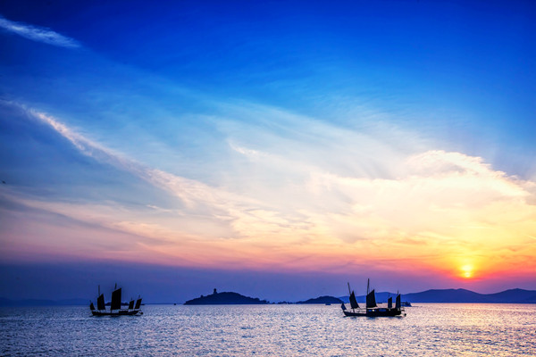 摄图网_500538115_太湖夕照(企业商用).jpg