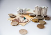 信达资产受让华天酒店2.05亿元债权