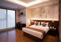 灯火阑珊时，可停歇在唐山迁安市财富中心格雅酒店