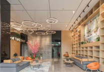 途客中国酒店(福鼎中汇广场店)， 让你于繁华处看微尘 近幽静处听风雨