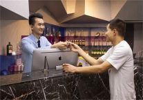 坤逸酒店丨为中国连锁酒店业培养标准化专业人才