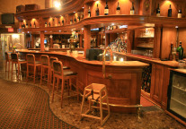 聿舍酒店上半年归母净利润186.36万元 同比增长3148.23%