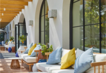 眼界2022 | 闯关破局之年，9个关键词，领跑人气酒店投资赛道