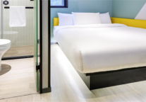 经济型酒店如何助力加盟商走上财富之路，易佰酒店告诉您