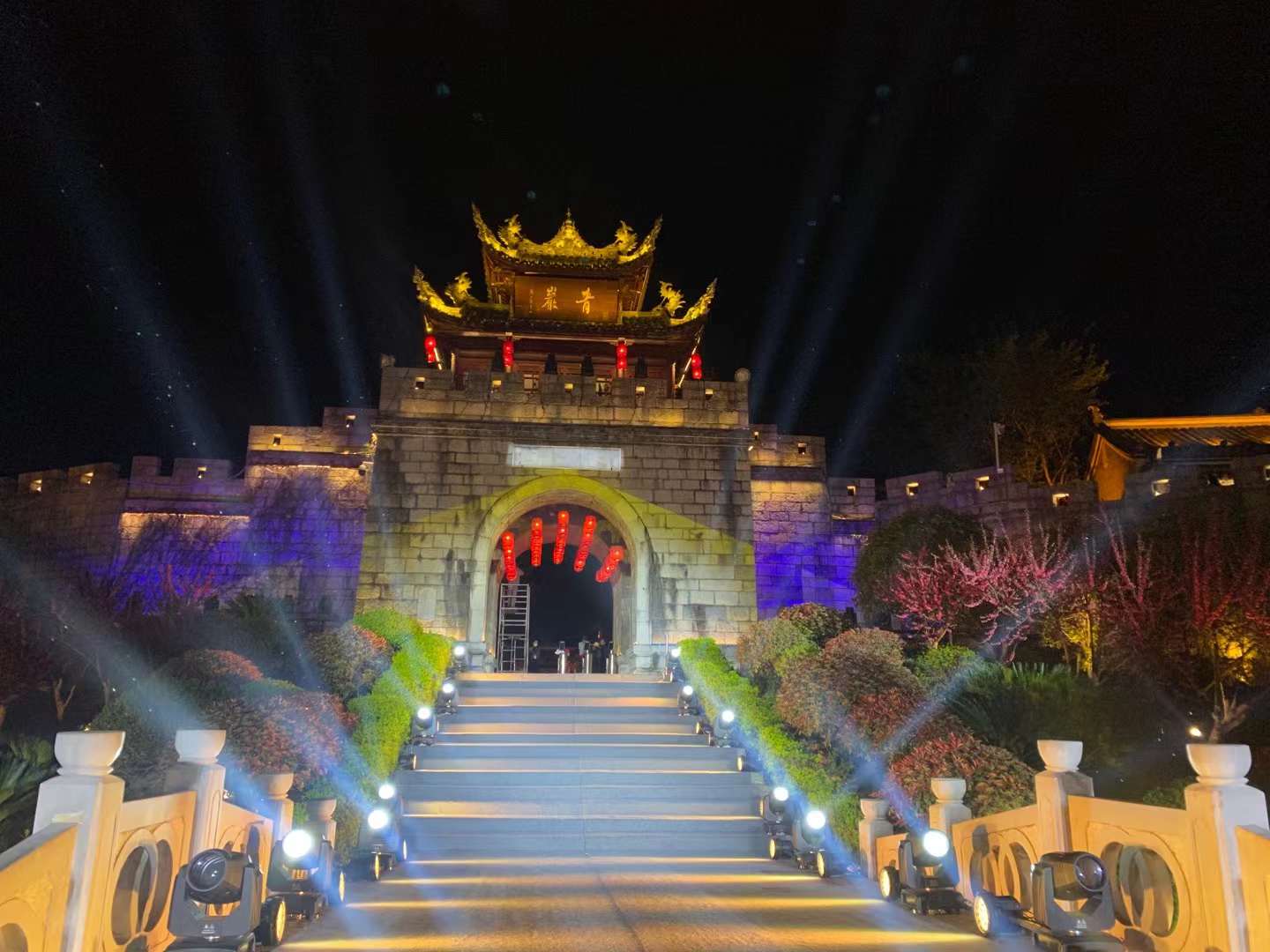 聚焦第十七届贵州旅游产业发展大会 | 青岩·寻坊：古街聚人气 “潮”燃新业态