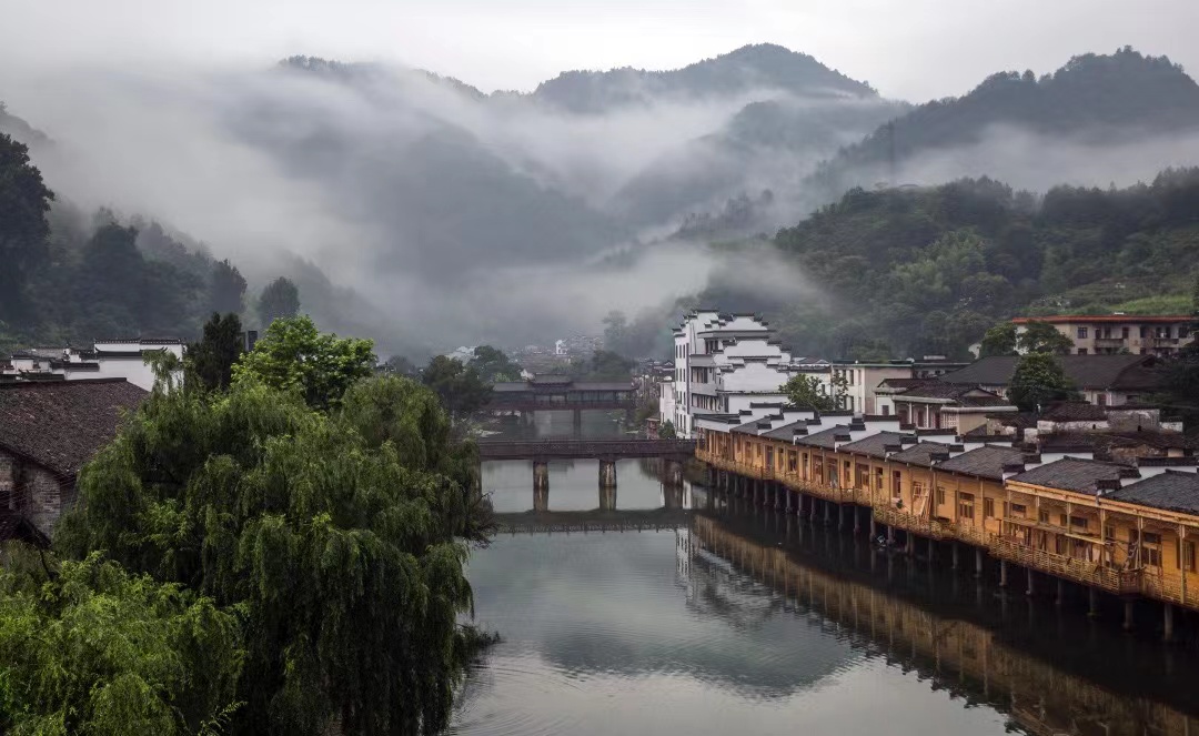 隨易住途客中國酒店景德鎮陶溪川創意廣場店i傳千年藝創現代美