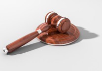  湖南捷保利酒店管理公司99%股权1元起拍