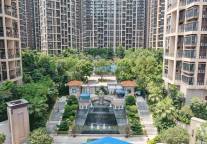 招商蛇口壹间公寓坂田暖春新品，花园泳池社区美好绽放 